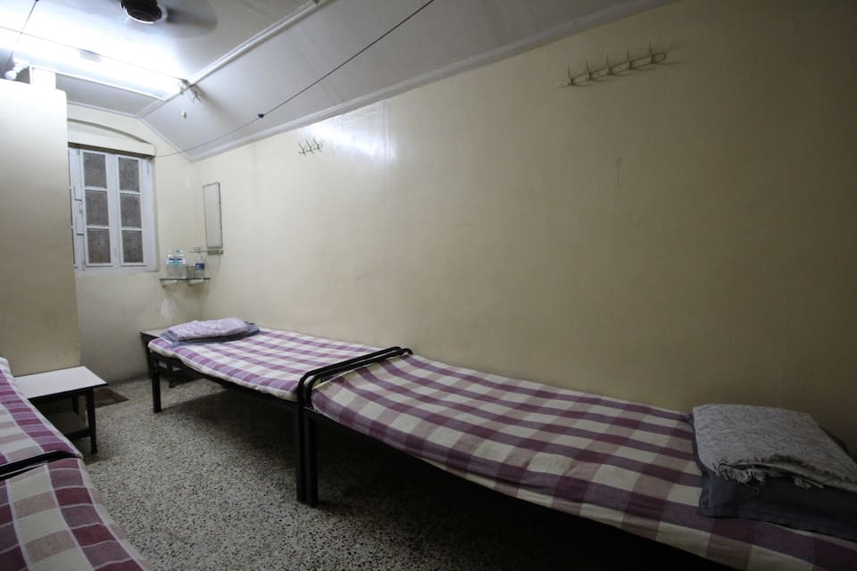 Anupam Hotel